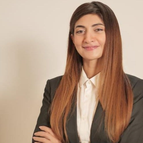 Book online video consultation with Consultant Nutritionist and wellness and yoga coach, Hina Anis